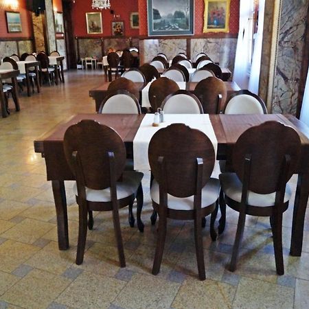 Noclegi Przy Restauracji Klemens Szczebrzeszyn Kültér fotó