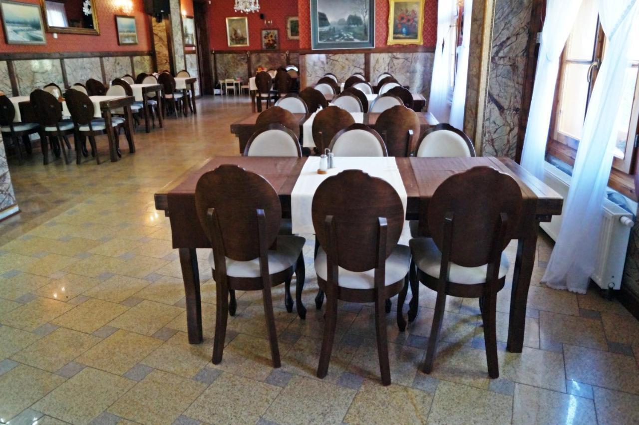 Noclegi Przy Restauracji Klemens Szczebrzeszyn Kültér fotó